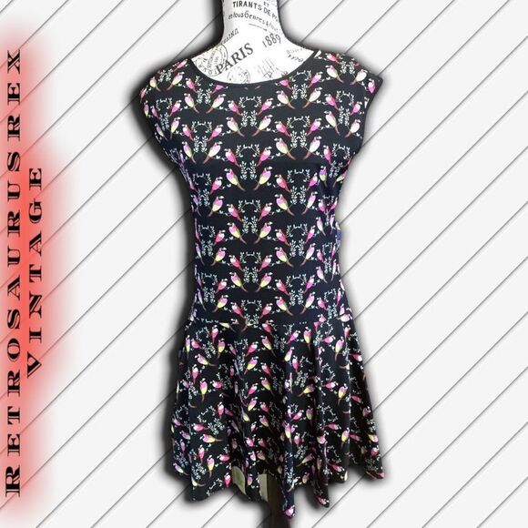 CECE Bitsy Bird Black Drop Waist Mini Dress Cynthia Steffe Size 0 - Picture 5 of 8